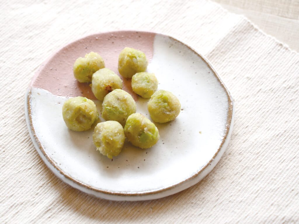 mogcookのお魚離乳食レシピ　魚とそら豆のさつま団子