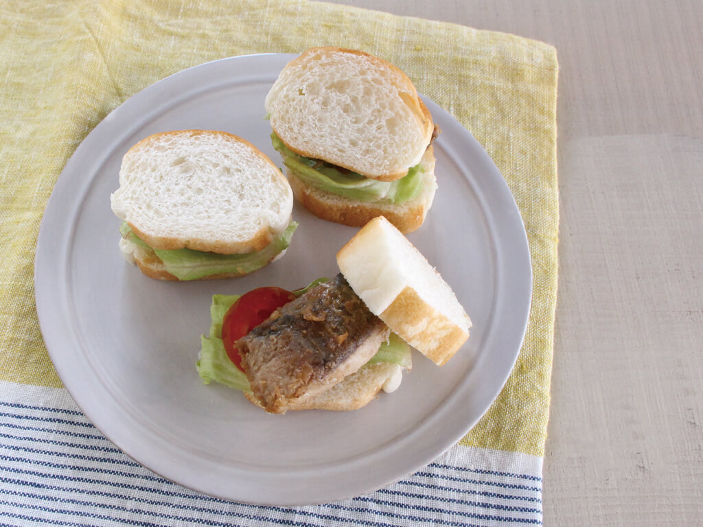 mogcookのお魚離乳食レシピ　魚の照り焼きロールサンド