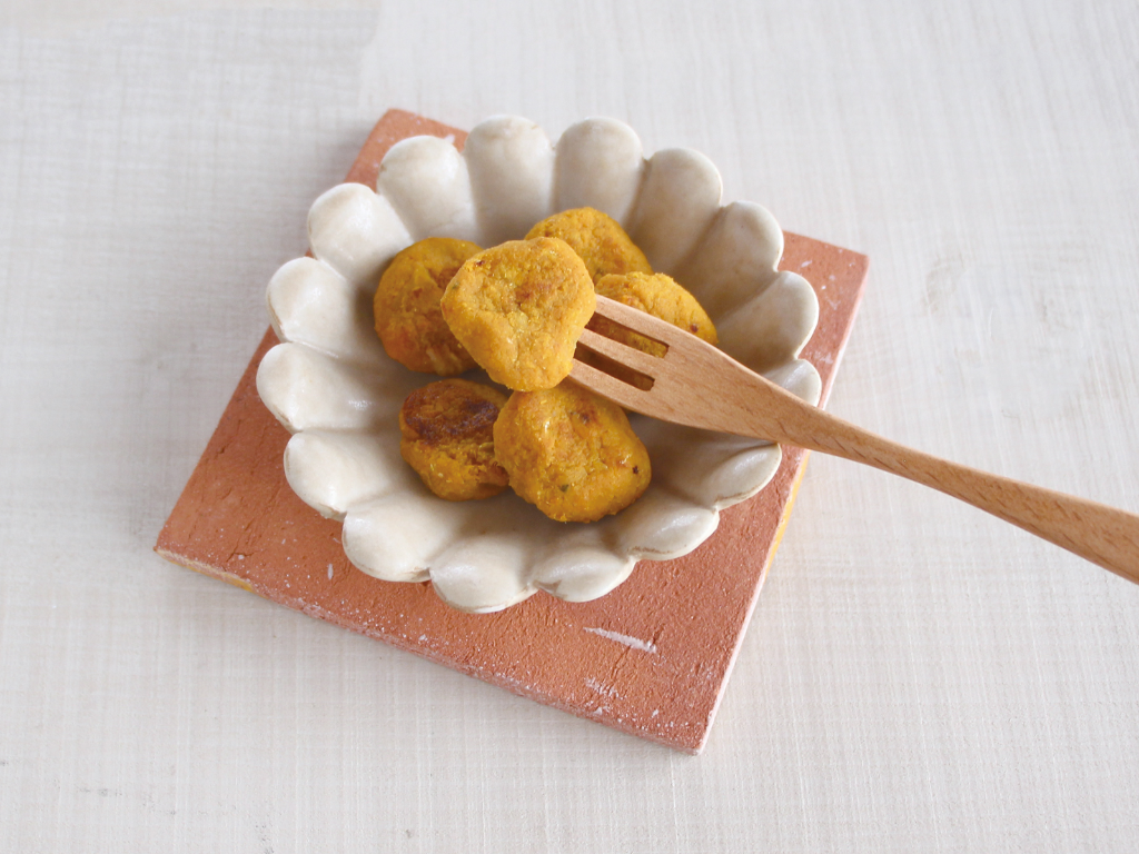 mogcookのお魚離乳食レシピ　魚とカボチャのまるまるきな粉