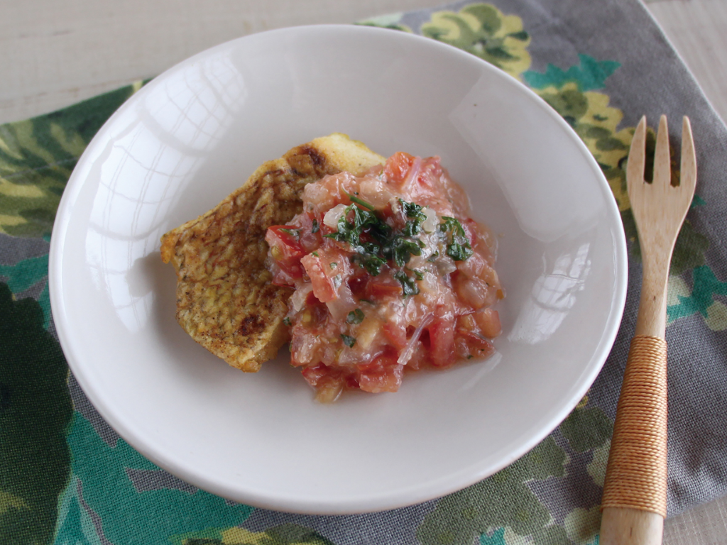 mogcookのお魚離乳食レシピ　魚のカレー風味サルサソースかけ