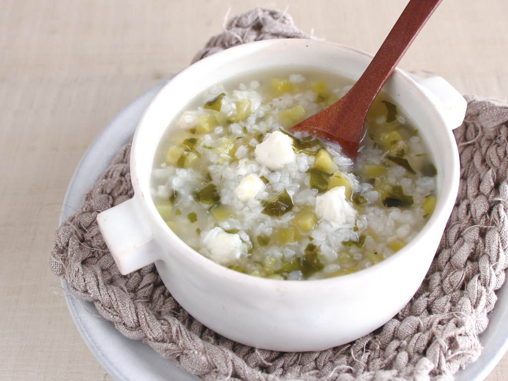 mogcookのお魚離乳食レシピ　魚とわかめの芋雑炊